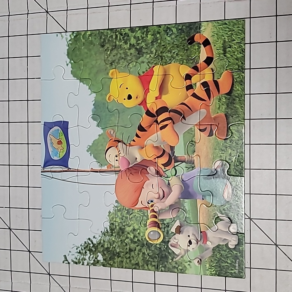 Disney My Friends Tigger And Pooh 25 Pc Puzzle - No Package, Gently Preloved